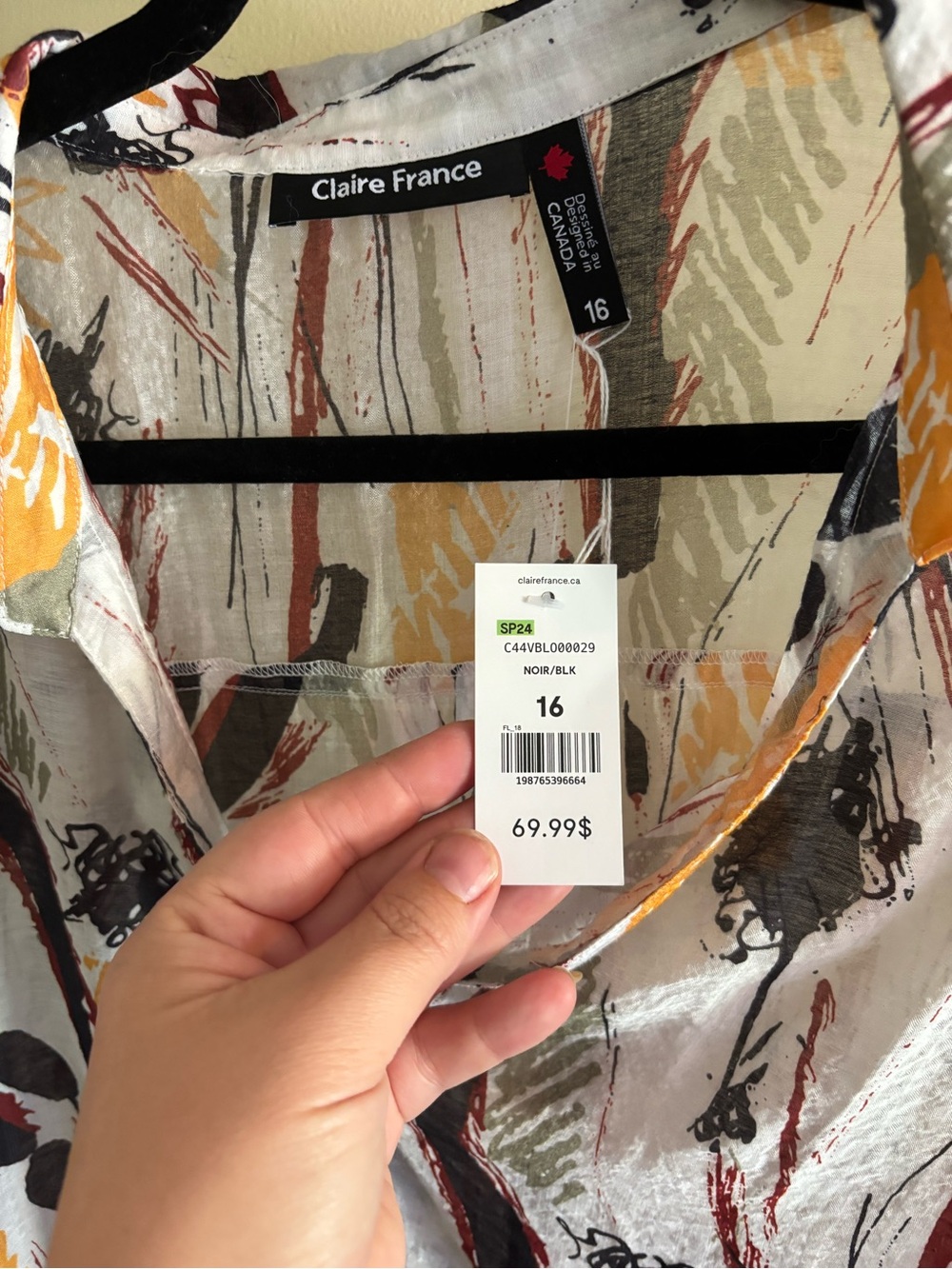 156.) NWT / Claire France / Abstract-Print Button-Front Blouse - Picture 10 of 10